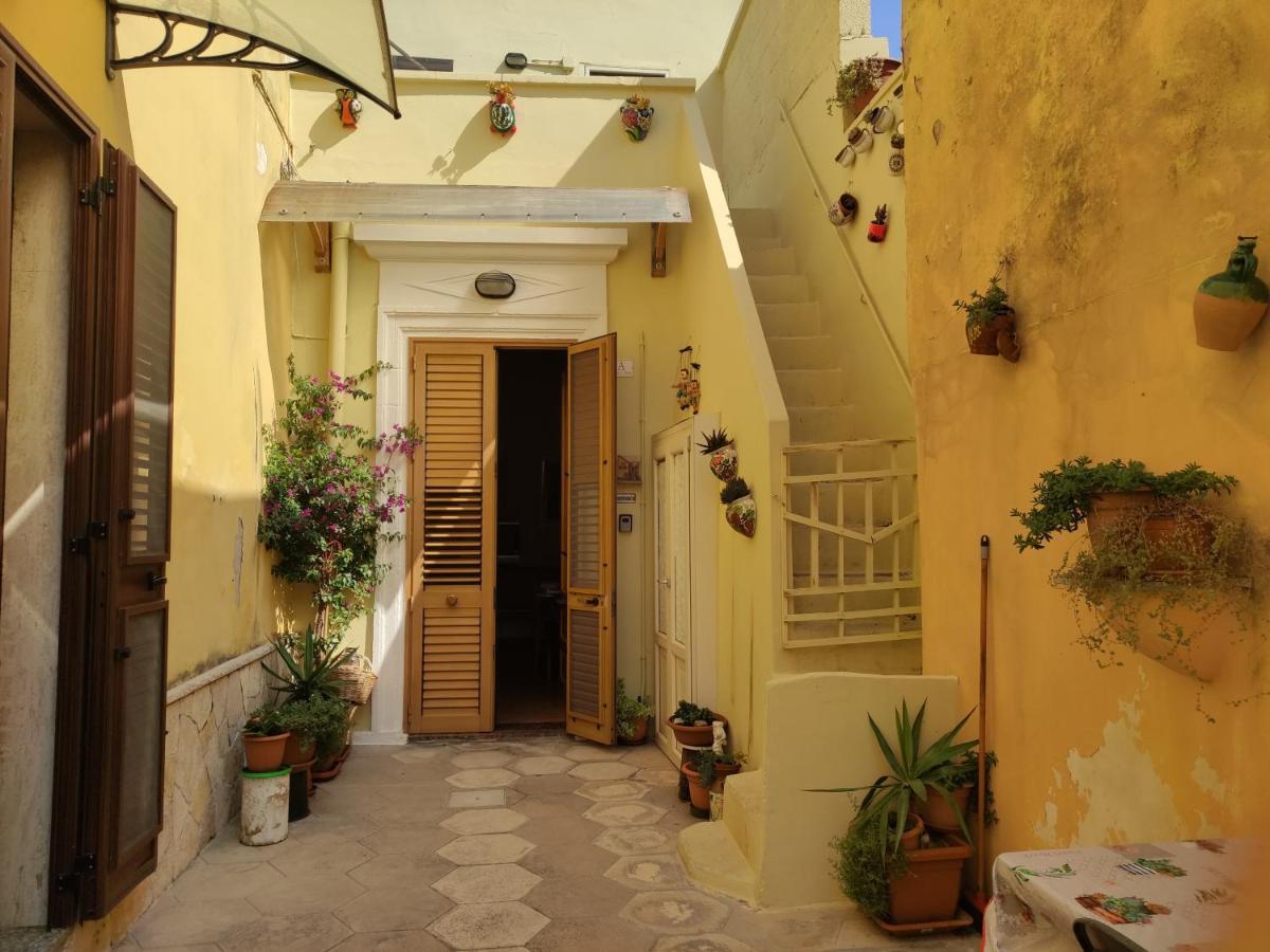 La Casa Di Giu Salento Villa Surbo Buitenkant foto