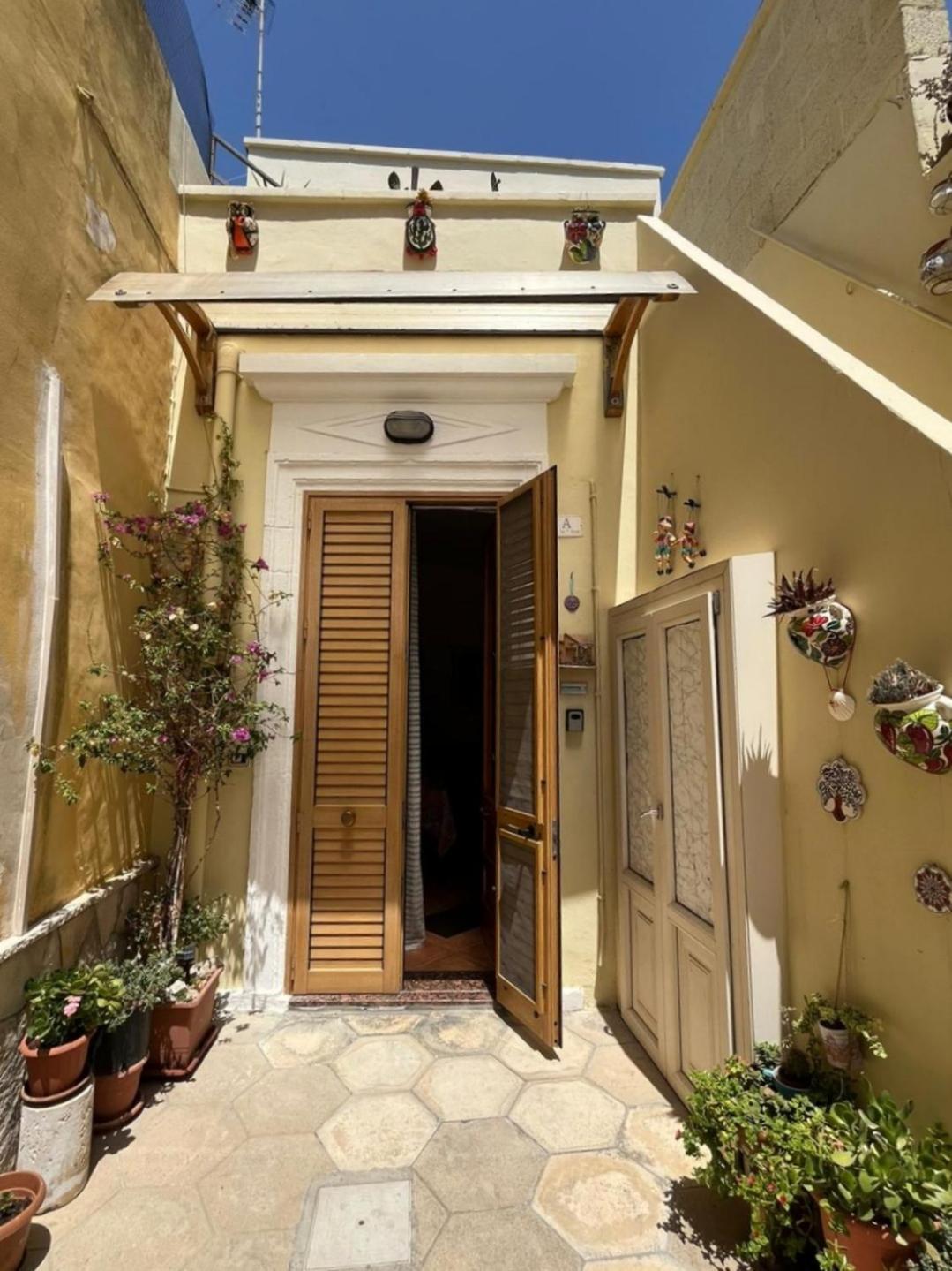 La Casa Di Giu Salento Villa Surbo Buitenkant foto